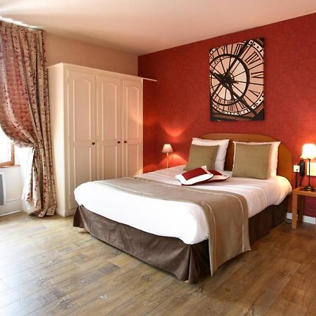 Logis Hotel-Restaurant Le Relais Hauterives Eksteriør bilde