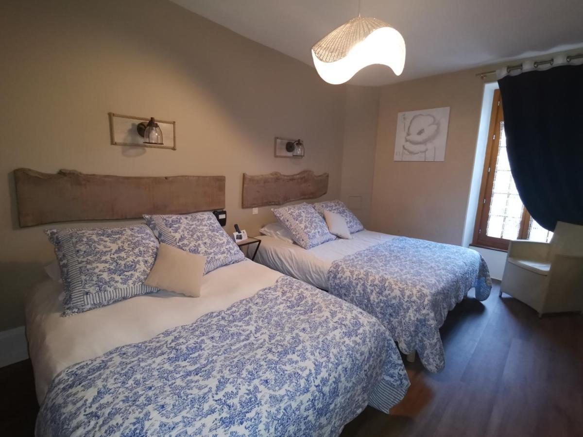 Logis Hotel-Restaurant Le Relais Hauterives Eksteriør bilde