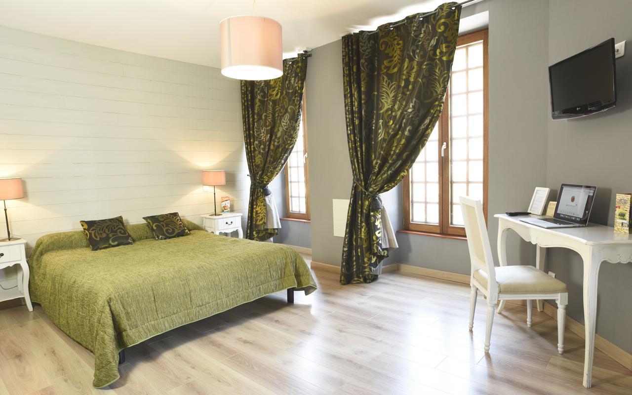 Logis Hotel-Restaurant Le Relais Hauterives Eksteriør bilde