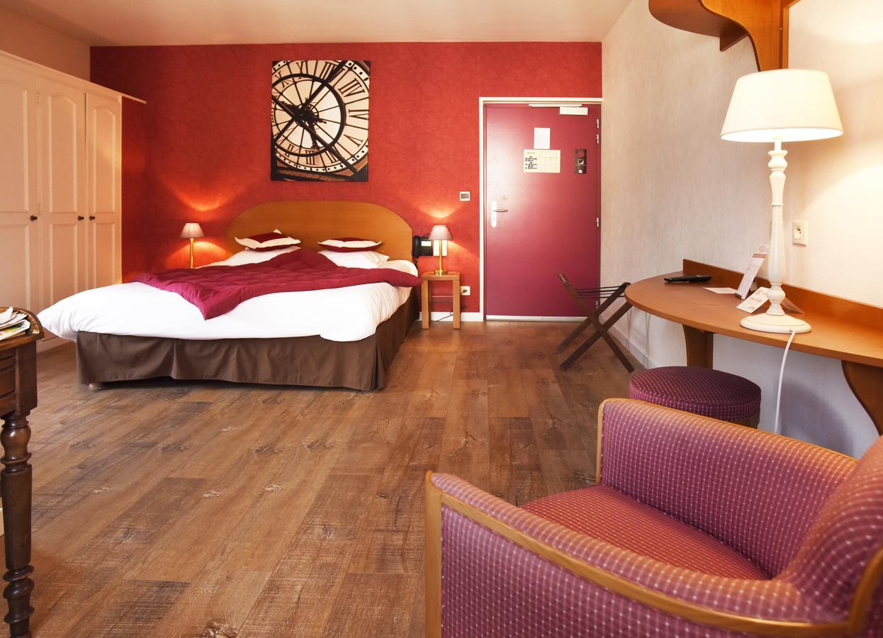 Logis Hotel-Restaurant Le Relais Hauterives Eksteriør bilde