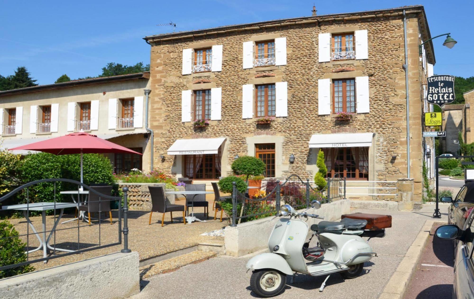 Logis Hotel-Restaurant Le Relais Hauterives Eksteriør bilde